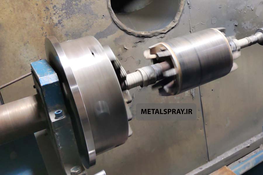 نمونه متال پاشی روی قطعه
